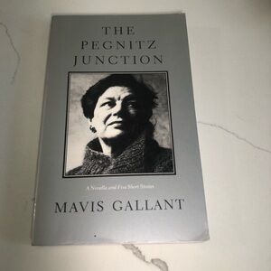 The Pegnitz Junction by Mavis Gallant 1st Paperback Printing VG